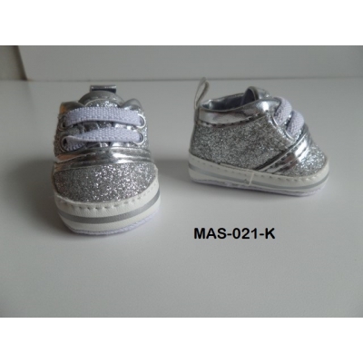 Sneakers zilver past de 32 en de 36 cm pop